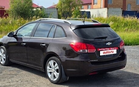 Chevrolet Cruze II, 2014 год, 930 000 рублей, 9 фотография