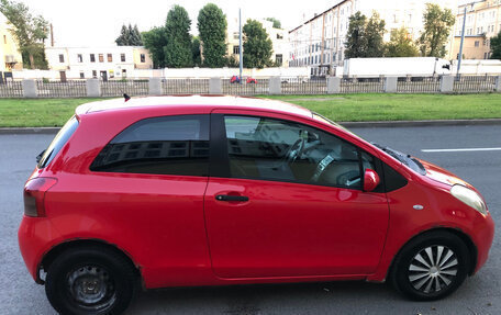 Toyota Yaris III рестайлинг, 2006 год, 470 000 рублей, 8 фотография