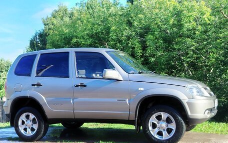Chevrolet Niva I рестайлинг, 2013 год, 570 000 рублей, 3 фотография
