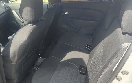 Renault Sandero II рестайлинг, 2016 год, 950 000 рублей, 6 фотография