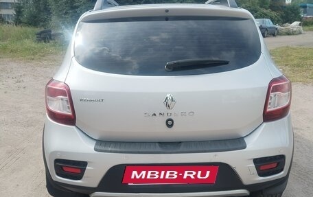 Renault Sandero II рестайлинг, 2016 год, 950 000 рублей, 2 фотография