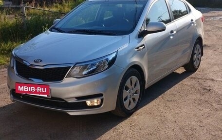 KIA Rio III рестайлинг, 2017 год, 930 000 рублей, 4 фотография
