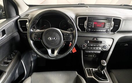 KIA Sportage IV рестайлинг, 2018 год, 1 649 000 рублей, 20 фотография