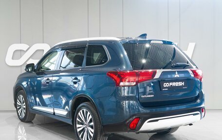Mitsubishi Outlander III рестайлинг 3, 2021 год, 2 899 000 рублей, 3 фотография