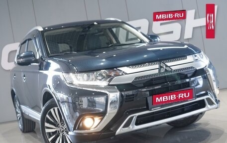 Mitsubishi Outlander III рестайлинг 3, 2021 год, 2 899 000 рублей, 6 фотография