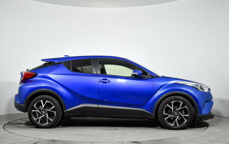 Toyota C-HR I рестайлинг, 2018 год, 1 900 000 рублей, 5 фотография