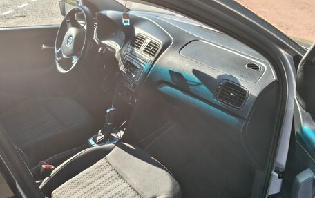 Volkswagen Polo VI (EU Market), 2017 год, 1 050 000 рублей, 5 фотография