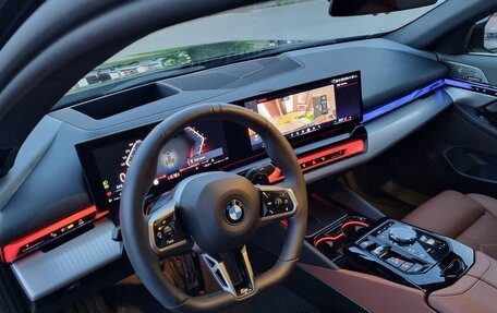 BMW 5 серия, 2025 год, 9 200 000 рублей, 25 фотография