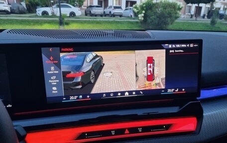 BMW 5 серия, 2025 год, 9 200 000 рублей, 34 фотография
