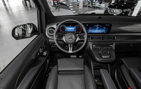 Mercedes-Benz V-Класс, 2026 год, 14 111 000 рублей, 13 фотография