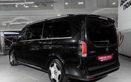 Mercedes-Benz V-Класс, 2026 год, 14 111 000 рублей, 7 фотография