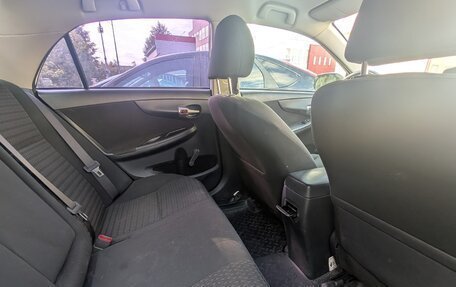 Toyota Corolla, 2011 год, 650 000 рублей, 9 фотография