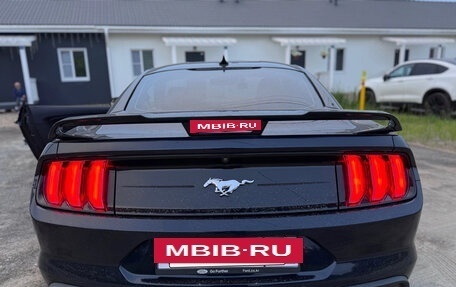 Ford Mustang VI рестайлинг, 2021 год, 3 400 000 рублей, 5 фотография