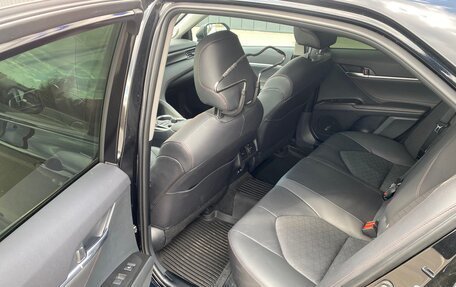 Toyota Camry, 2021 год, 3 300 000 рублей, 11 фотография