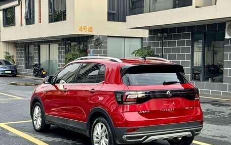 Volkswagen T-Cross I, 2023 год, 1 700 000 рублей, 9 фотография