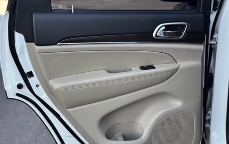 Jeep Grand Cherokee, 2013 год, 1 999 000 рублей, 18 фотография
