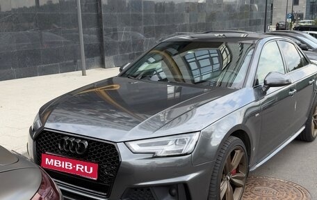 Audi A4, 2019 год, 2 400 000 рублей, 1 фотография