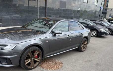 Audi A4, 2019 год, 2 400 000 рублей, 2 фотография