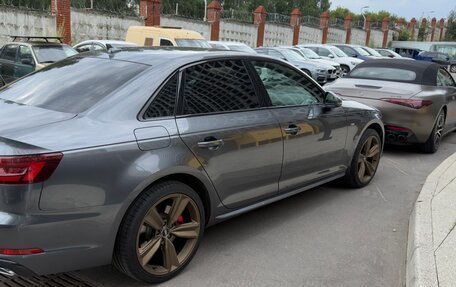 Audi A4, 2019 год, 2 400 000 рублей, 4 фотография
