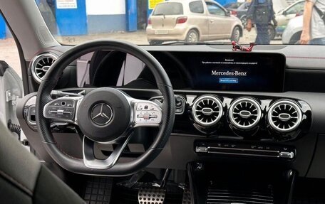 Mercedes-Benz CLA, 2020 год, 3 300 000 рублей, 5 фотография