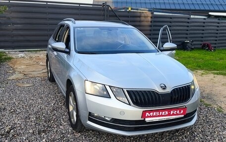 Skoda Octavia, 2017 год, 2 200 000 рублей, 6 фотография