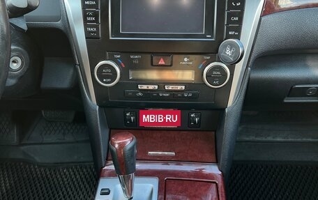 Toyota Camry, 2012 год, 1 550 000 рублей, 10 фотография