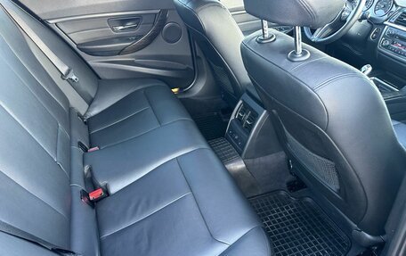 BMW 3 серия, 2012 год, 1 350 000 рублей, 15 фотография