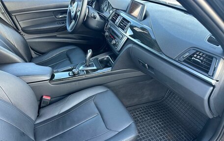 BMW 3 серия, 2012 год, 1 350 000 рублей, 16 фотография