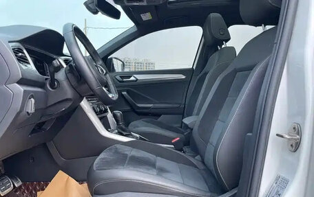 Volkswagen T-Roc I, 2022 год, 1 600 004 рублей, 10 фотография