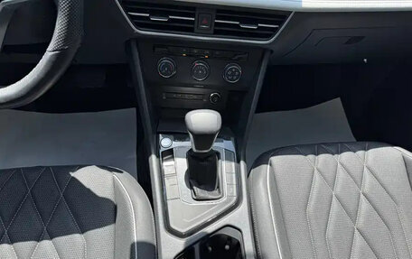 Volkswagen Tiguan II, 2023 год, 2 550 004 рублей, 13 фотография