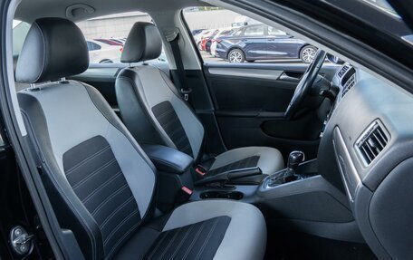 Volkswagen Jetta VI, 2011 год, 739 000 рублей, 8 фотография