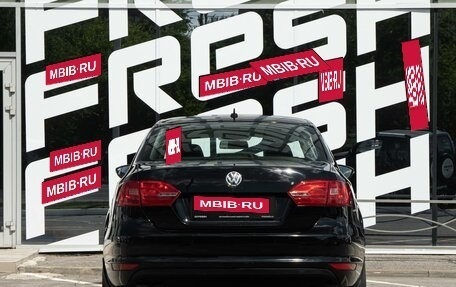 Volkswagen Jetta VI, 2011 год, 739 000 рублей, 4 фотография