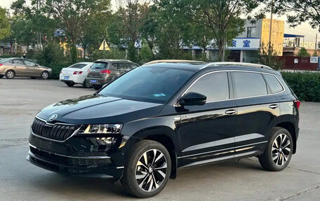 Skoda Karoq I, 2023 год, 1 850 000 рублей, 3 фотография