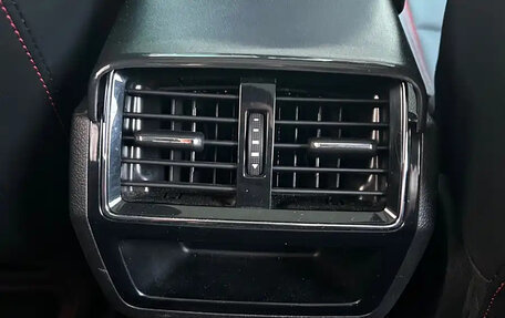 Skoda Karoq I, 2023 год, 1 850 000 рублей, 11 фотография
