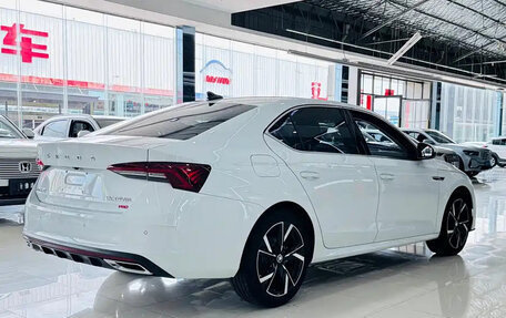 Skoda Octavia IV, 2023 год, 1 740 000 рублей, 4 фотография