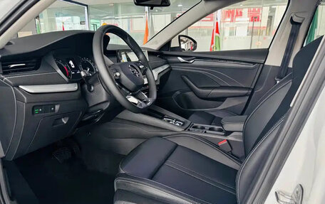 Skoda Octavia IV, 2023 год, 1 740 000 рублей, 7 фотография