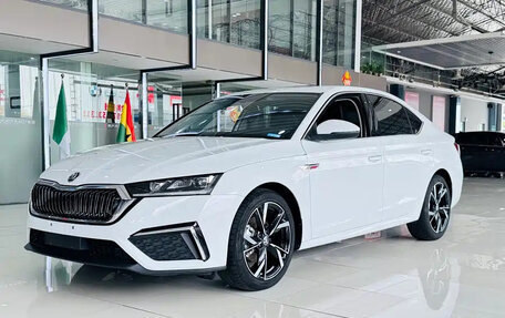 Skoda Octavia IV, 2023 год, 1 740 000 рублей, 3 фотография