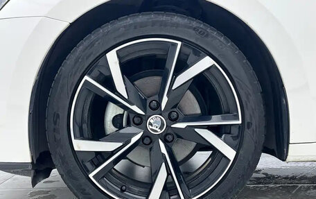 Skoda Octavia IV, 2023 год, 1 700 000 рублей, 14 фотография