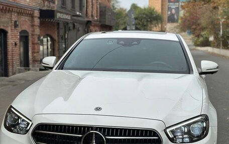 Mercedes-Benz E-Класс, 2020 год, 5 200 000 рублей, 4 фотография
