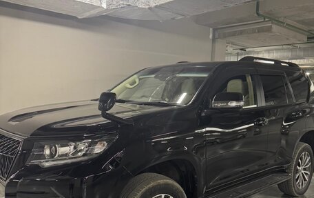 Toyota Land Cruiser Prado 150 рестайлинг 2, 2021 год, 4 900 000 рублей, 3 фотография