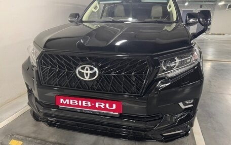 Toyota Land Cruiser Prado 150 рестайлинг 2, 2021 год, 4 900 000 рублей, 4 фотография