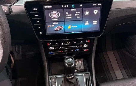 Skoda Superb III рестайлинг, 2023 год, 1 800 000 рублей, 13 фотография