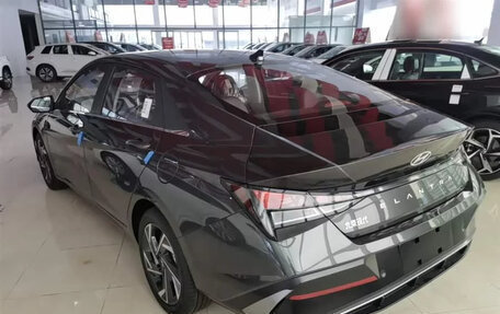 Hyundai Elantra, 2025 год, 1 500 000 рублей, 6 фотография