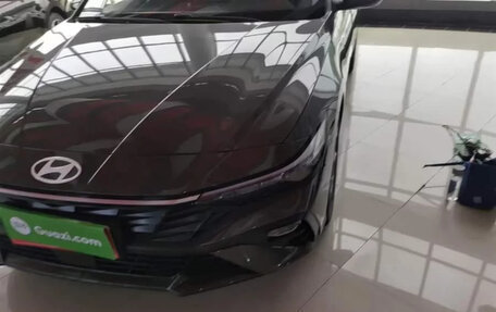Hyundai Elantra, 2025 год, 1 500 000 рублей, 4 фотография