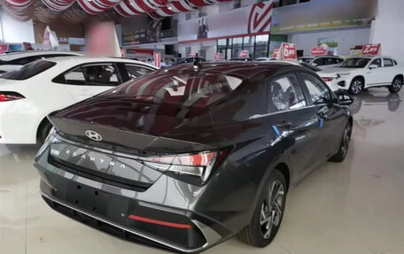 Hyundai Elantra, 2025 год, 1 500 000 рублей, 5 фотография