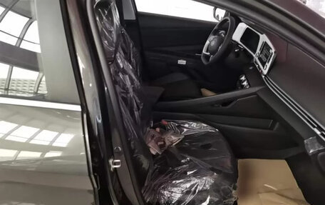 Hyundai Elantra, 2025 год, 1 500 000 рублей, 12 фотография