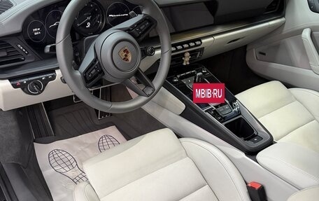 Porsche 911, 2022 год, 16 750 000 рублей, 26 фотография