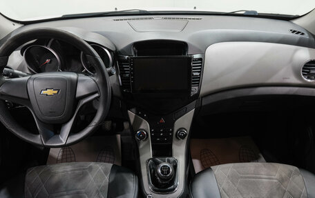 Chevrolet Cruze II, 2012 год, 699 000 рублей, 18 фотография