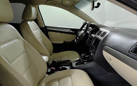 Volkswagen Jetta VI, 2017 год, 1 190 000 рублей, 13 фотография