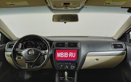 Volkswagen Jetta VI, 2017 год, 1 190 000 рублей, 17 фотография